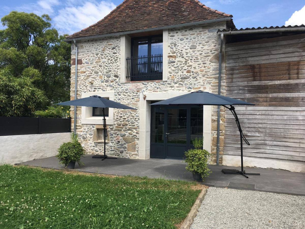Gite Petitou Jasses Exterior photo
